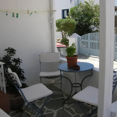 Hotel apartamentowy Studio Filareti Ios